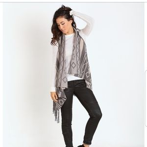 NWT BB Dakota Damien vest, wheat, size medium